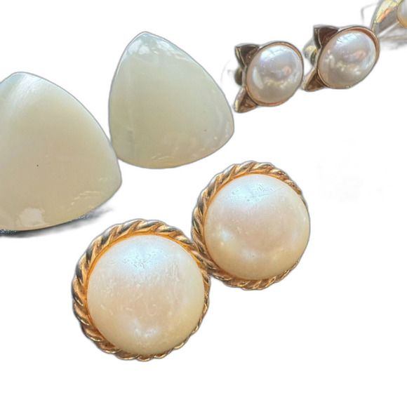 9 Pair of Earrings Lot Mixed of Faux Pearl and Mother of Pearl Pierced - Picture 4 of 9